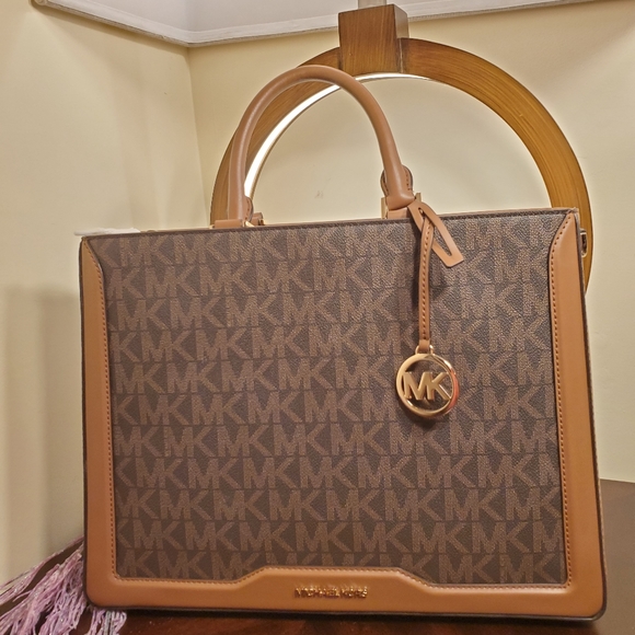 MICHAEL Michael Kors Brown and Tan Satchel - Picture 2 of 12